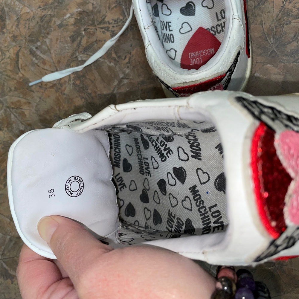 Love Moschino Women's White and Red embellished Trainers size 8 - Picture 4 of 7